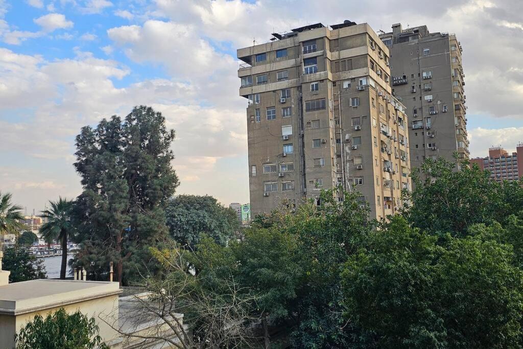 Breathtaking Nile View In The Heart Of Zamalek Apartment Cairo