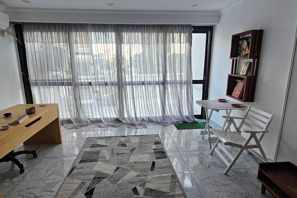 Breathtaking Nile View In The Heart Of Zamalek Apartment *