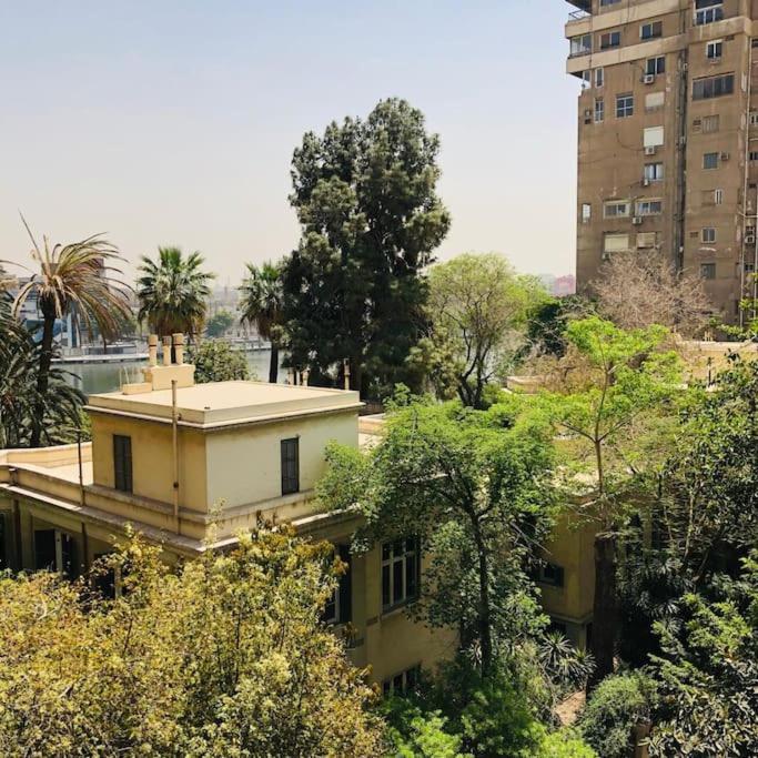 Apartment Breathtaking Nile View In The Heart Of Zamalek