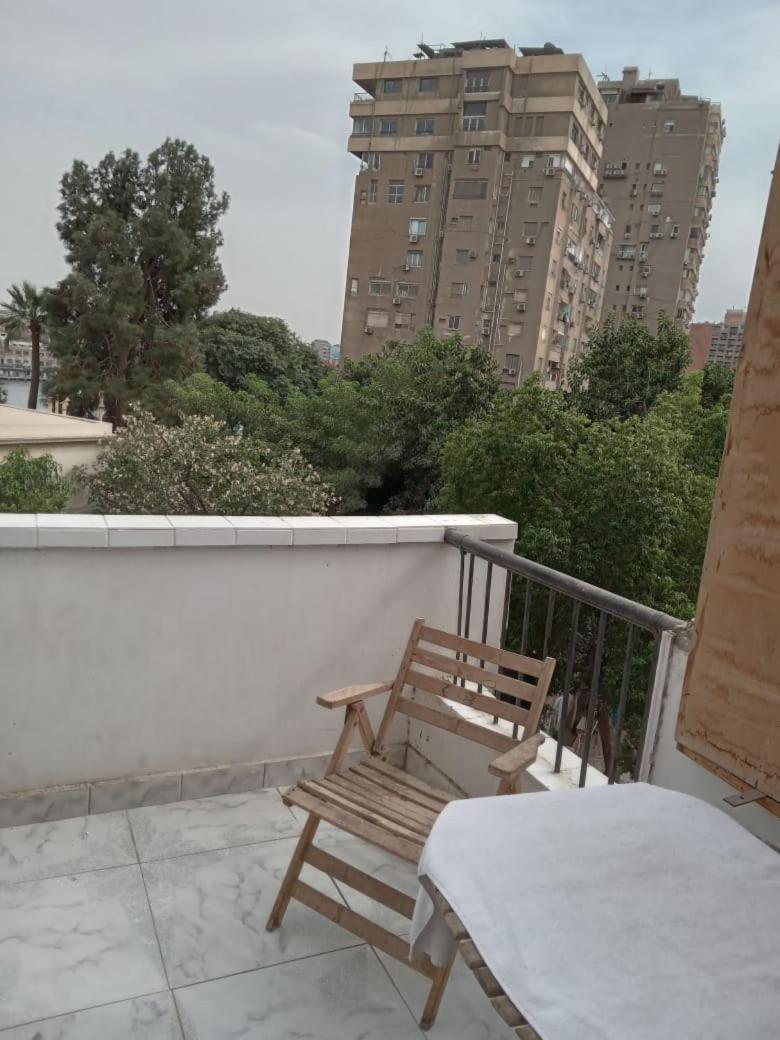 Breathtaking Nile View In The Heart Of Zamalek Apartment *