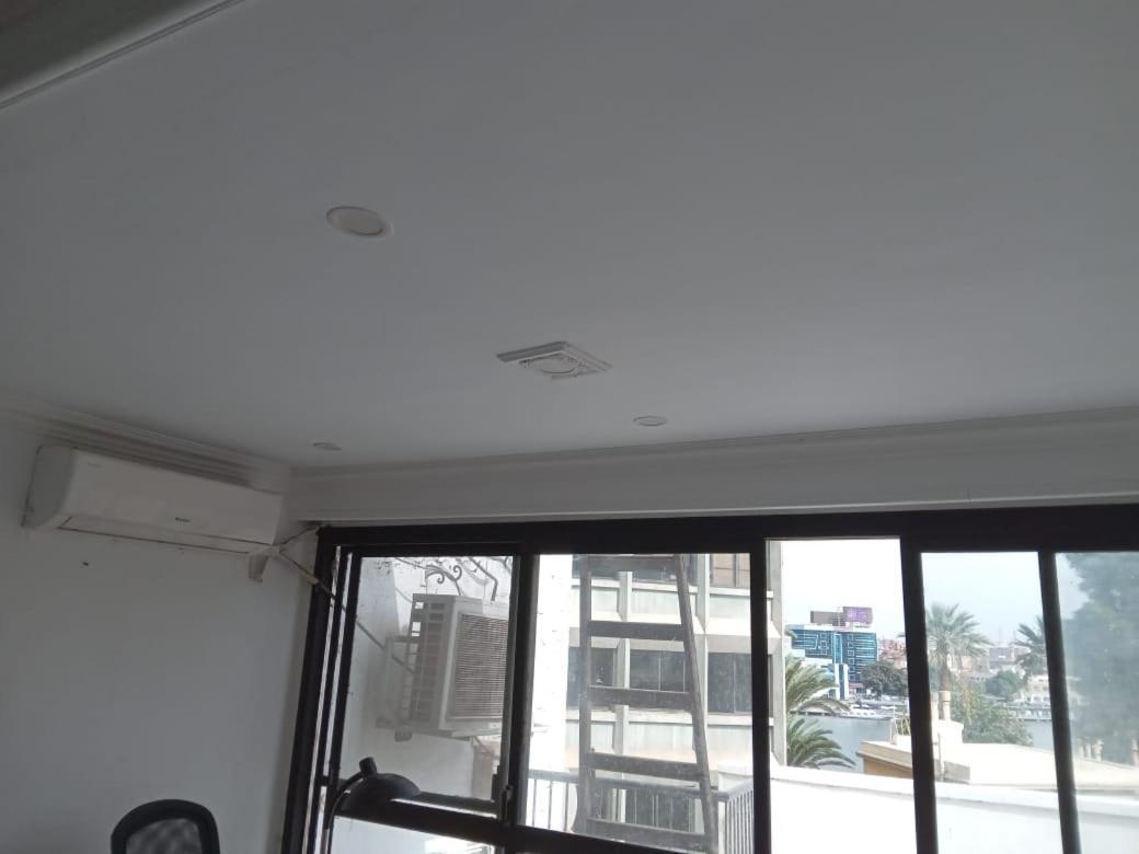Apartment Breathtaking Nile View In The Heart Of Zamalek Cairo